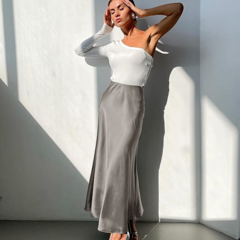 Billie חצאית מקסי סאטן