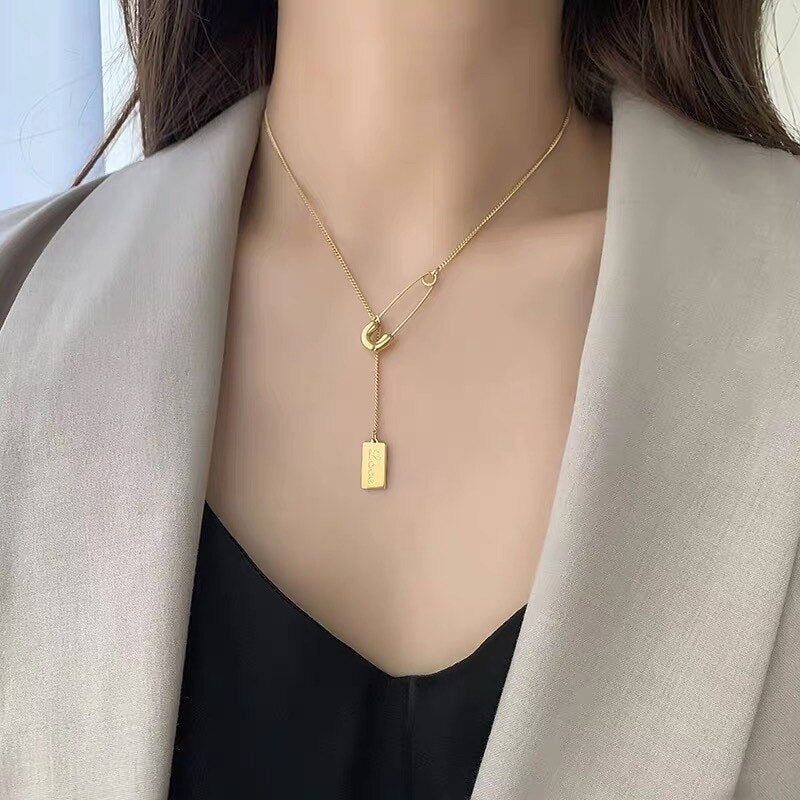 Carda שרשרת צ'וקר בצבע זהב